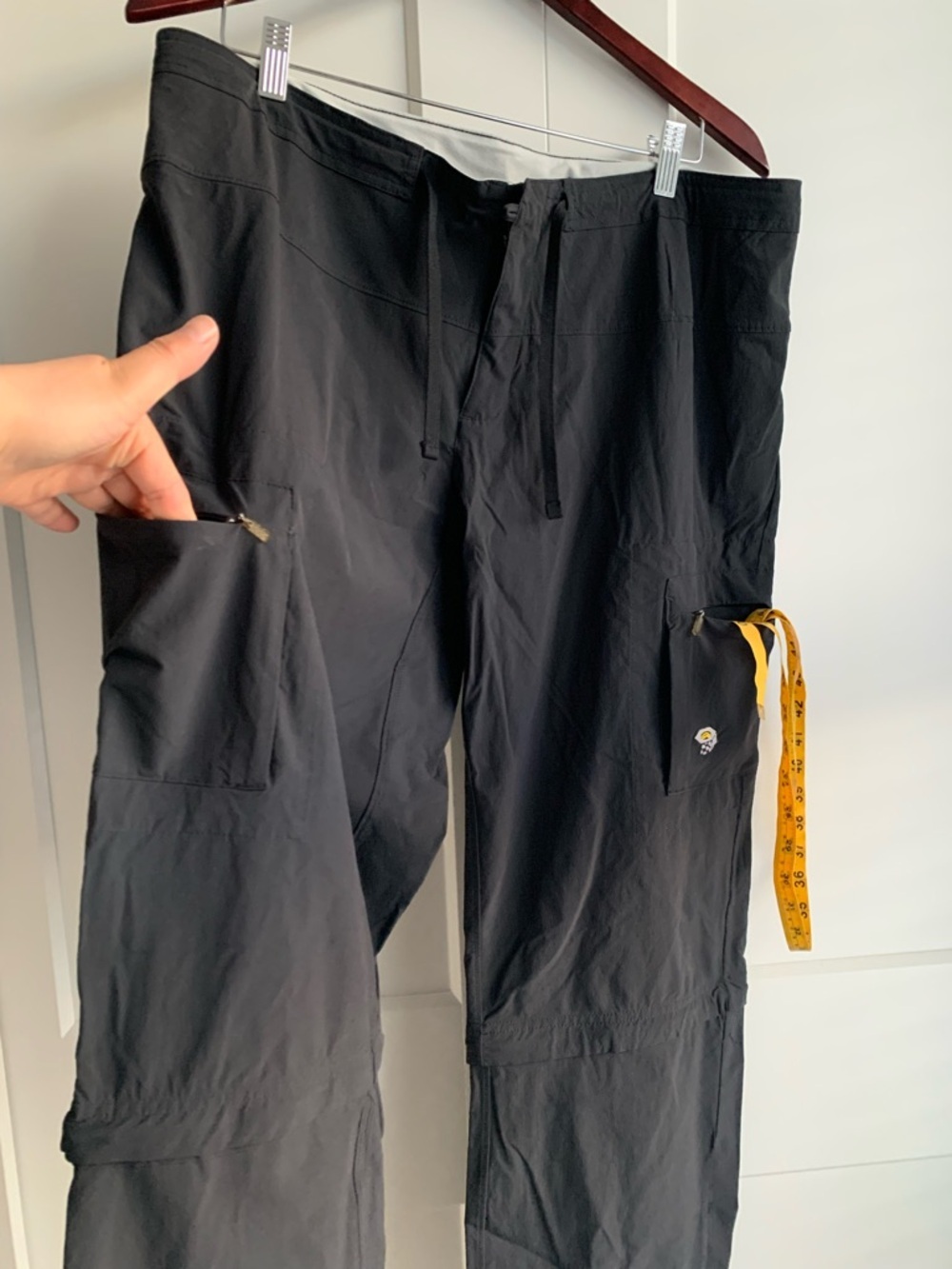 Mountain Hardwear Women's Yuma Convertible Cargo Pants black size 14 for hiking - Picture 2 of 15